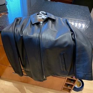 Danier Leather Jacket - mint condition